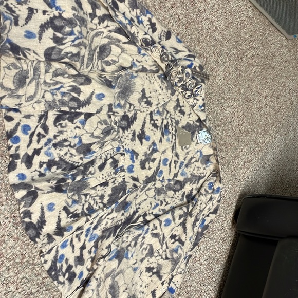 New Tabitha 100% wool cardigan - Picture 8 of 9